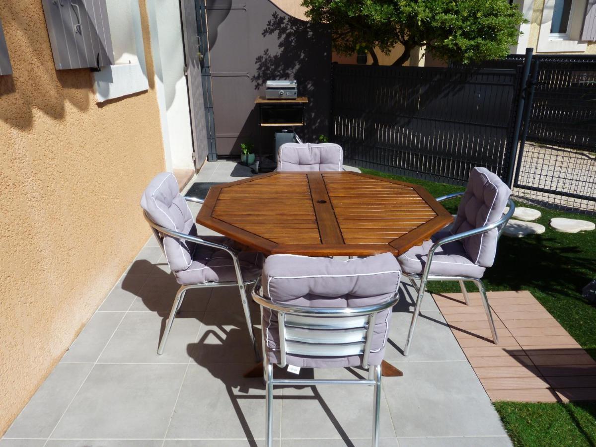 Appart Cosy Avec Son Exterieur Chaleureux,Piscine Et Parking Prive Fontvieille Εξωτερικό φωτογραφία
