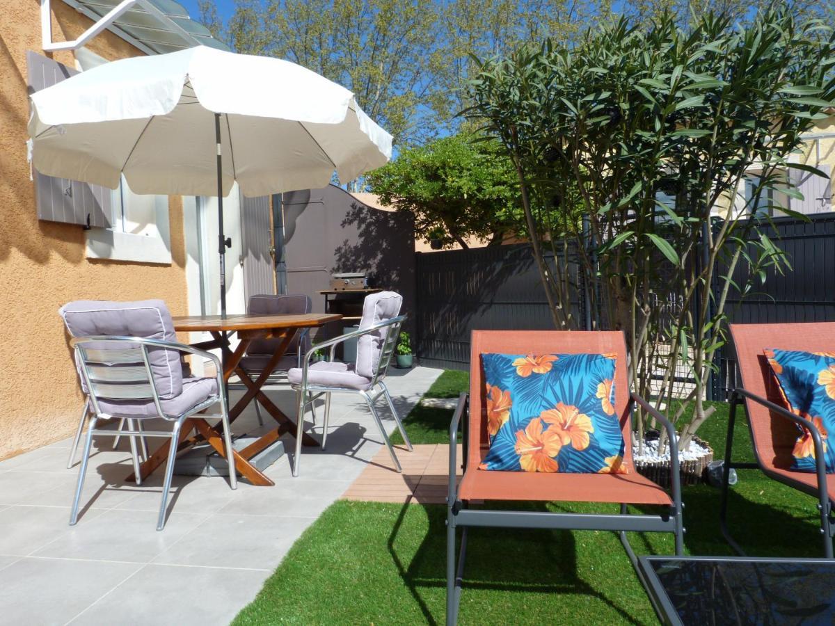 Appart Cosy Avec Son Exterieur Chaleureux,Piscine Et Parking Prive Fontvieille Εξωτερικό φωτογραφία